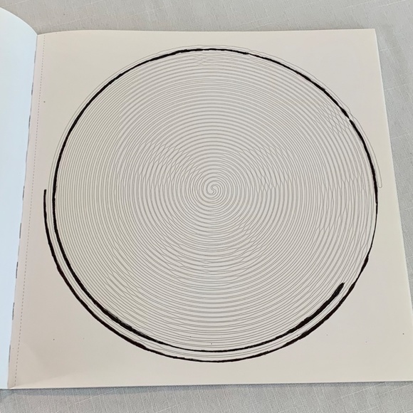 Spiroglyphics of Music Icons art book - Picture 4 of 6